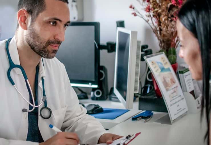 Métiers du médico-social dans les Hautes-Pyrénées : découvrez une vocation